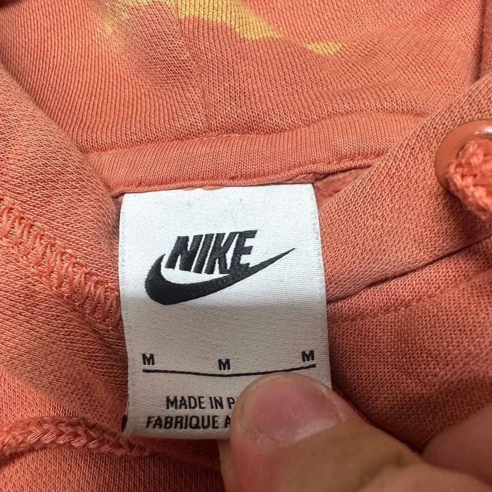 Nike Hoodie Pullover Sweatshirt Mens Size M Coral Orange Center Swoosh Chest